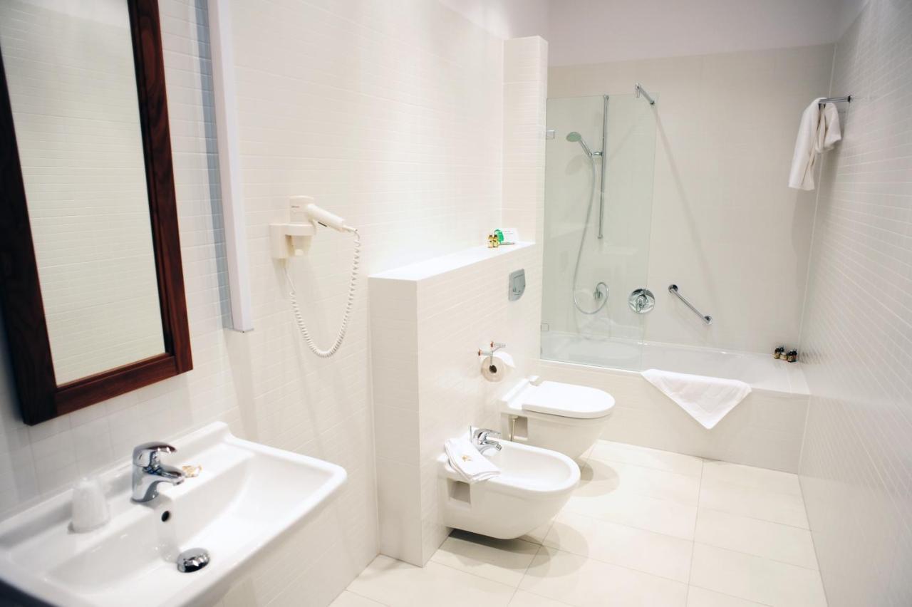 Hotel Zamek Люблінєц Екстер'єр фото